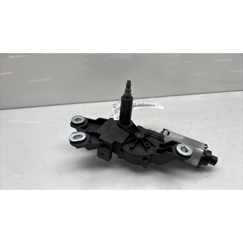 Moteur essuie glace arriere VOLKSWAGEN SCIROCCO 3 Photo n°1