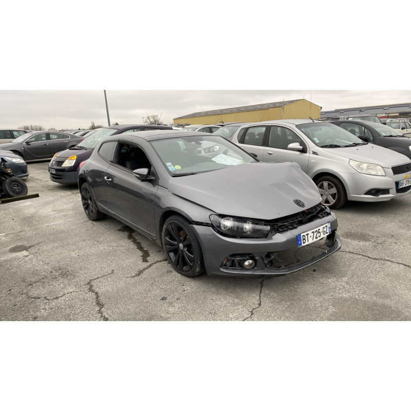 Moteur essuie glace avant VOLKSWAGEN SCIROCCO 3 Photo n°9