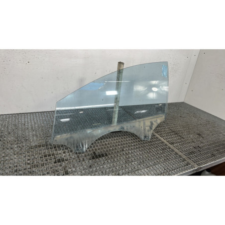 Vitre avant gauche FORD MONDEO 3