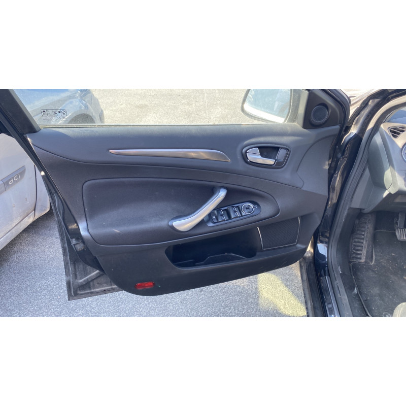Vitre avant gauche FORD MONDEO 3 Photo n°16