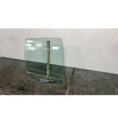 Vitre arriere droit RENAULT CLIO 2