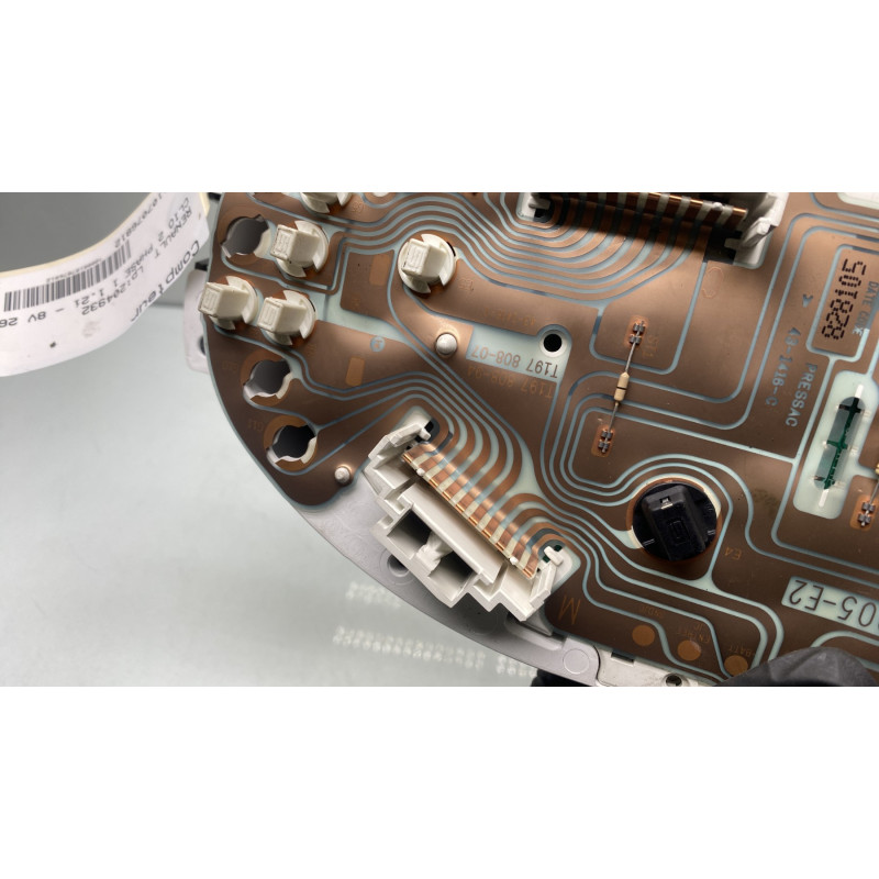 Compteur RENAULT CLIO 2 Photo n°6