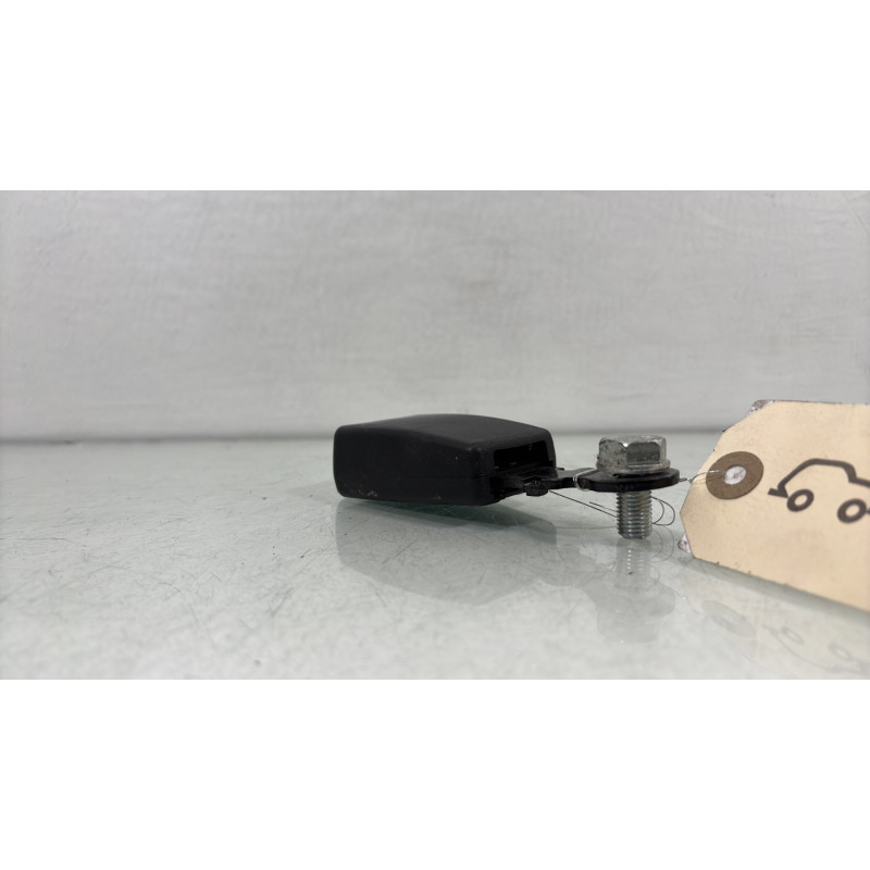 Attache ceinture avant gauche FIAT PANDA 2 Photo n°2