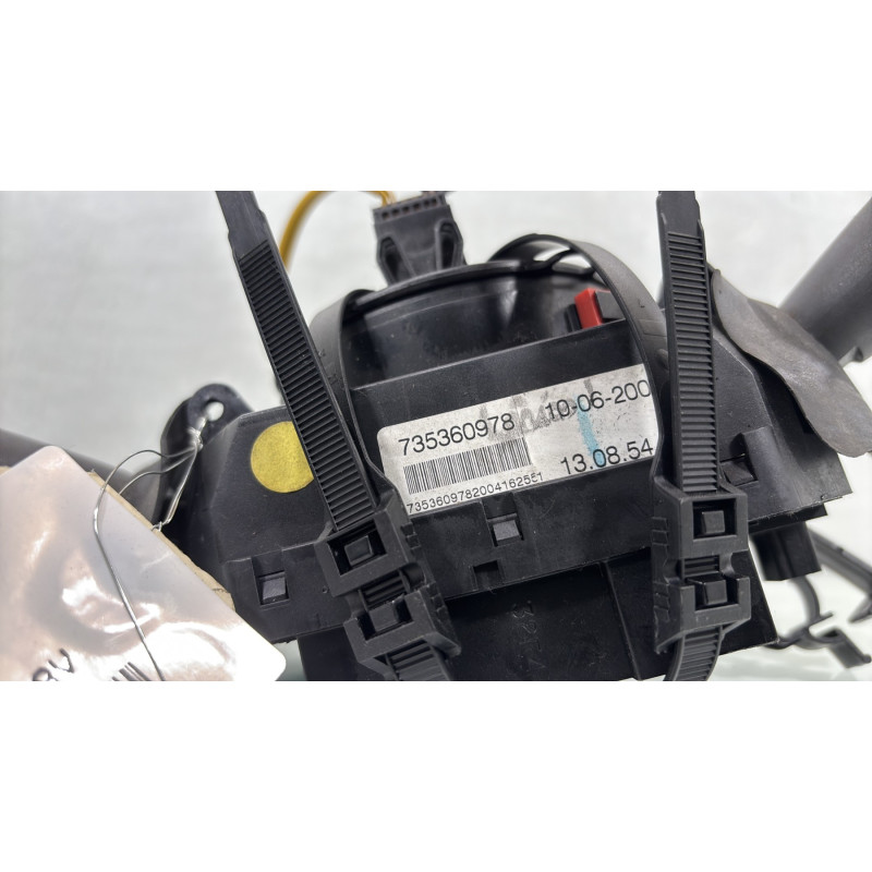 Com (Bloc Contacteur Tournant+Commodo Essuie Glace+Commodo Phare) FIAT PANDA 2 Photo n°5