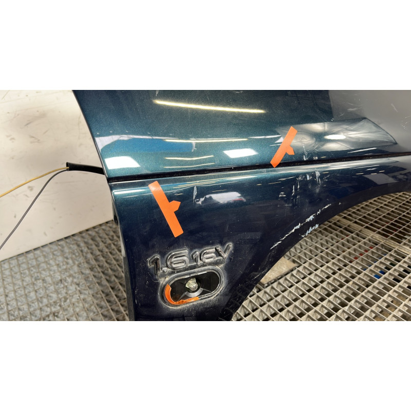 Aile avant droit RENAULT MEGANE 1 Photo n°4