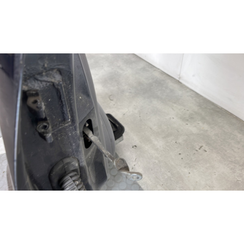 Porte avant droit RENAULT MEGANE 1 Photo n°4