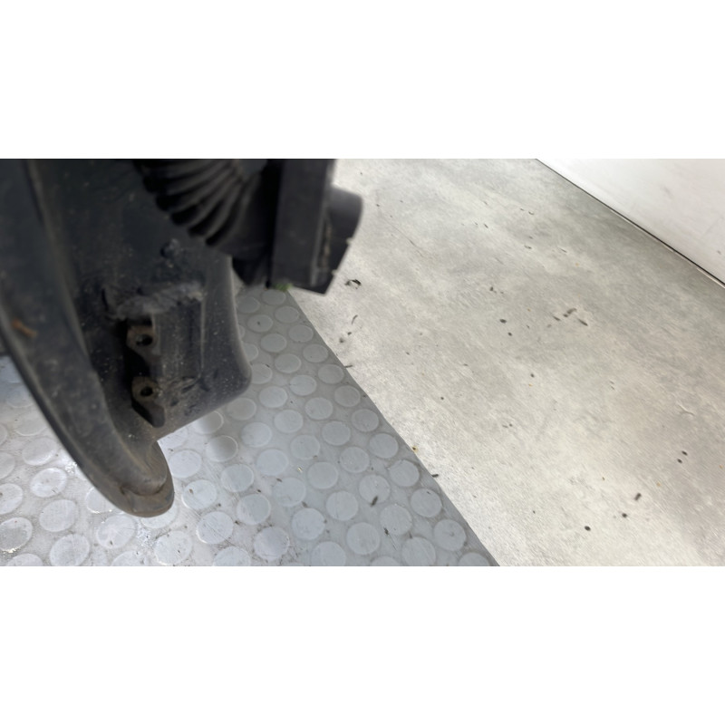 Porte avant droit RENAULT MEGANE 1 Photo n°5