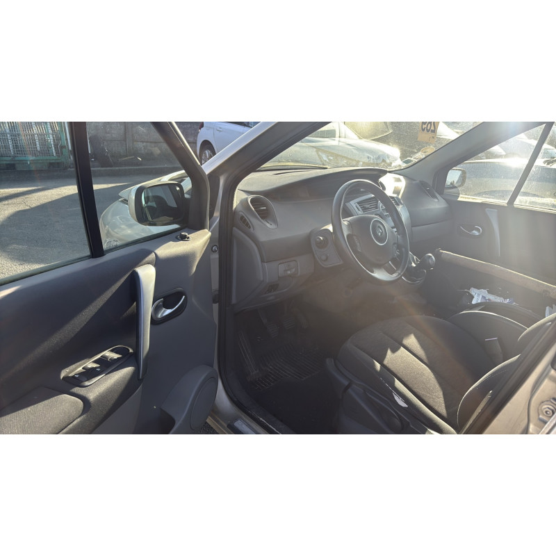Pare choc arriere RENAULT GRAND SCENIC 2 Photo n°16