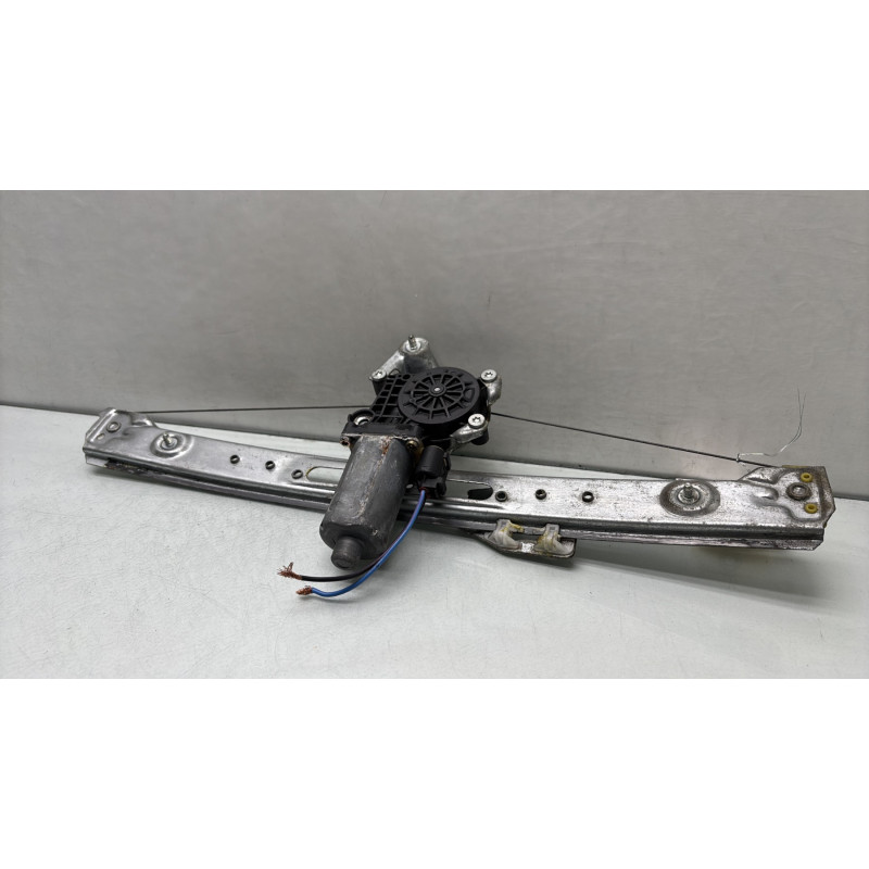 Leve vitre electrique arriere gauche BMW SERIE 3 E46 Photo n°5