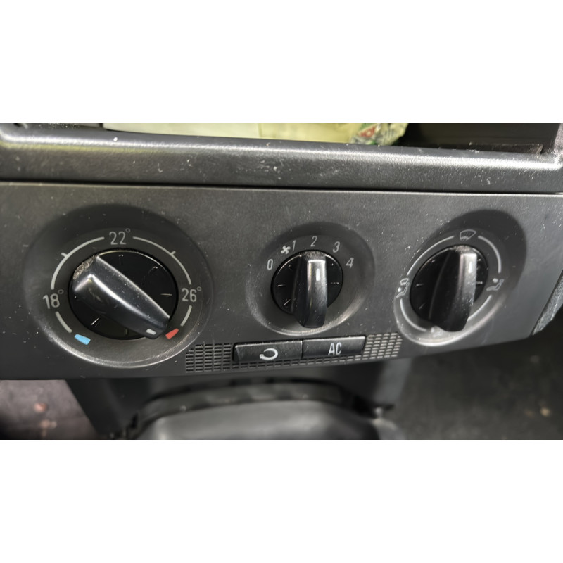 Bras essuie glace arriere SKODA FABIA 1 Photo n°20