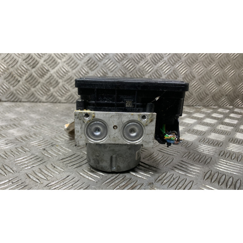 Bloc ABS (freins anti-blocage) PEUGEOT 208 2 Photo n°4