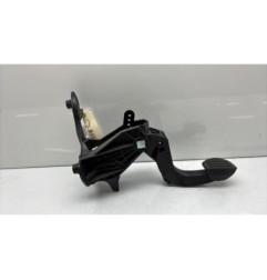 Pedale d'embrayage PEUGEOT 208 2