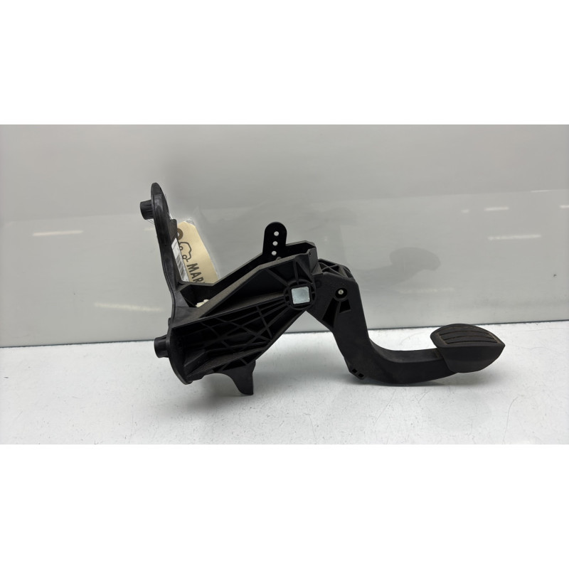 Pedale d'embrayage PEUGEOT 208 2 Photo n°4