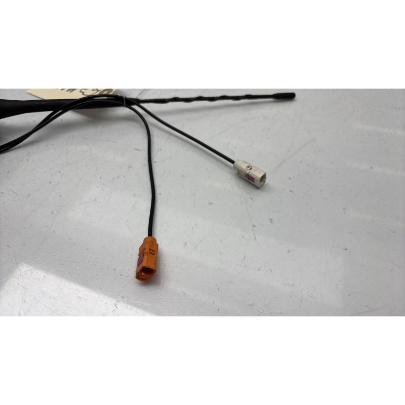 Antenne PEUGEOT 208 2 Photo n°3