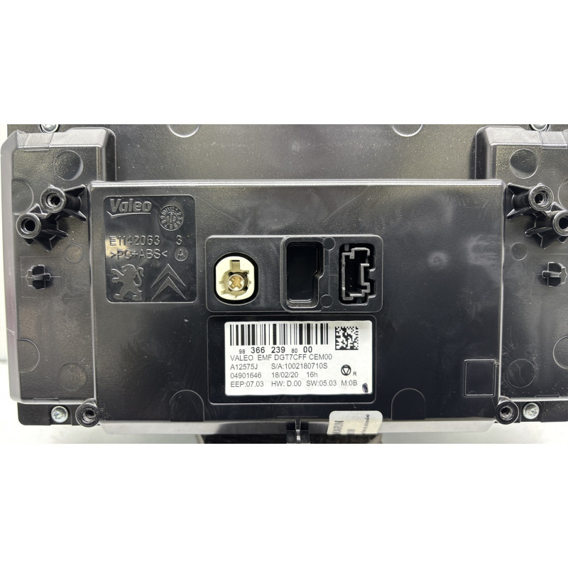Ecran GPS PEUGEOT 208 2 Photo n°4