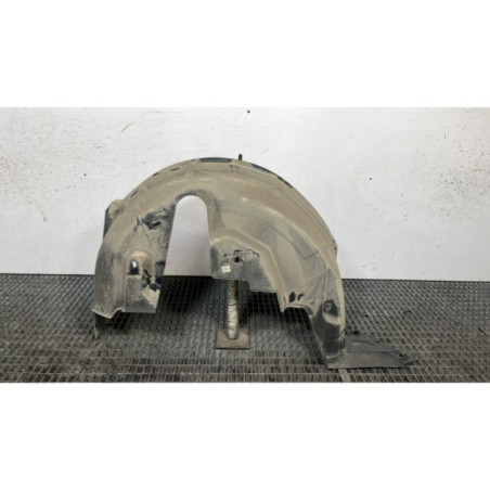 Pare boue arriere droit PEUGEOT 208 2