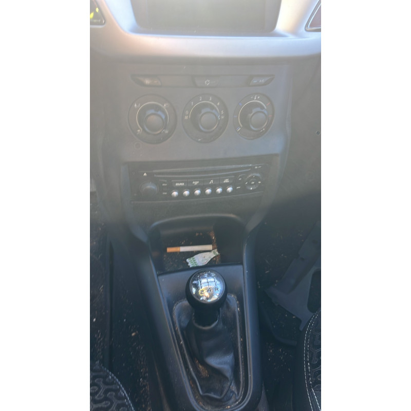 Porte avant droit CITROEN C3 2 Photo n°17