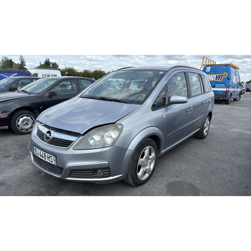 Feu arriere principal droit (feux) OPEL ZAFIRA B Photo n°4