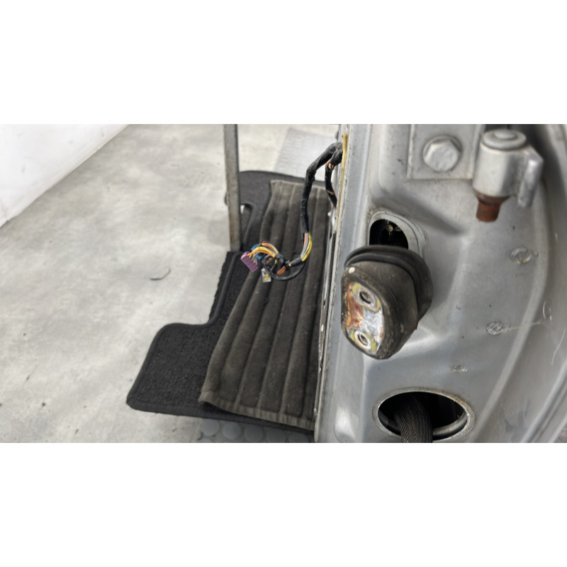 Porte avant gauche PEUGEOT 406 Photo n°6