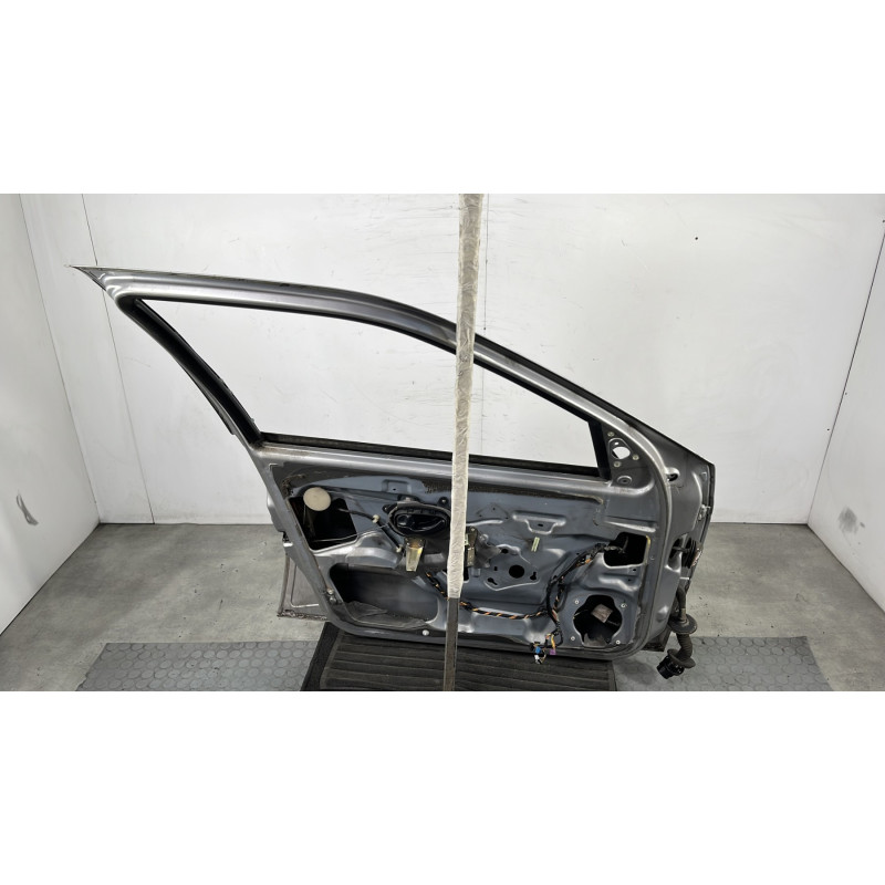 Porte avant gauche PEUGEOT 406 Photo n°8