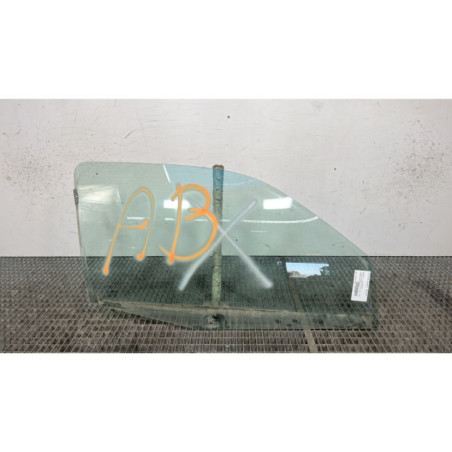 Vitre avant droit RENAULT CLIO 2 Photo n°1
