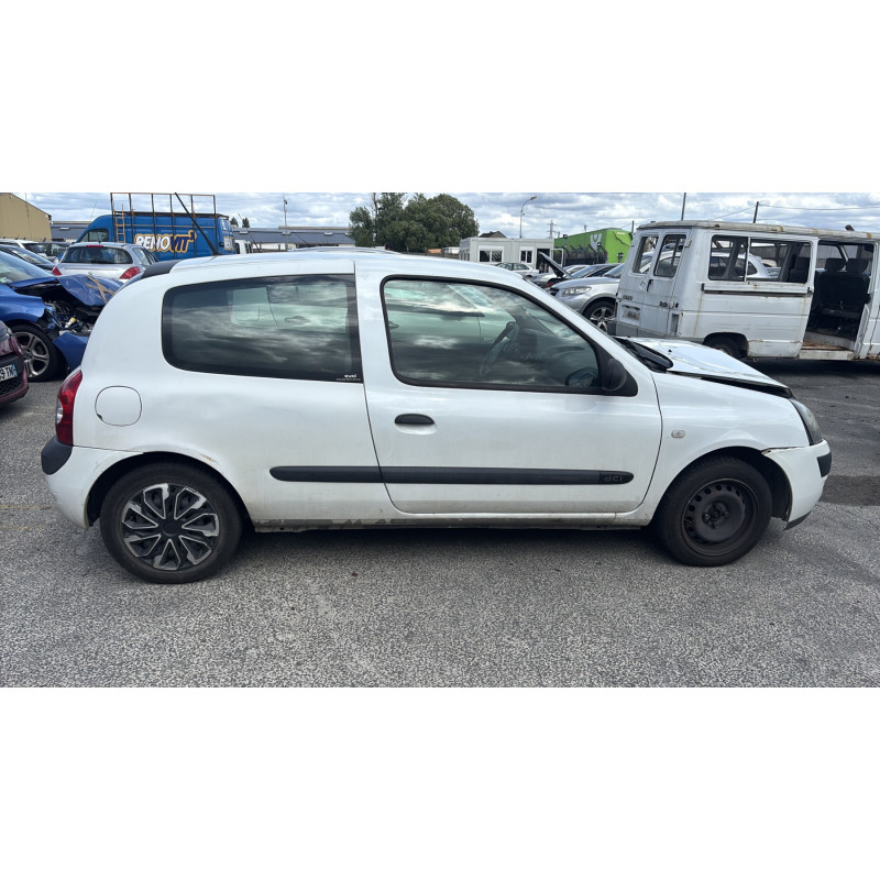 Vitre avant droit RENAULT CLIO 2 Photo n°11