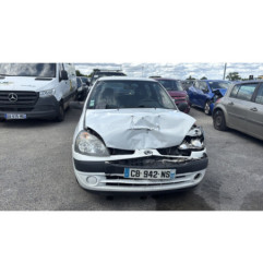 Vitre avant droit RENAULT CLIO 2
