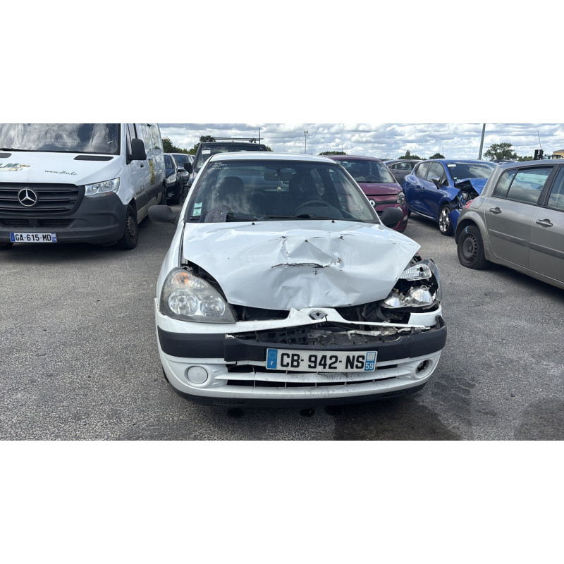 Vitre avant droit RENAULT CLIO 2 Photo n°12
