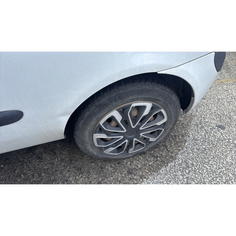 Vitre avant droit RENAULT CLIO 2 Photo n°14