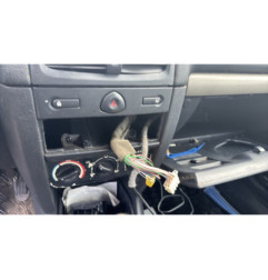 Vitre avant droit RENAULT CLIO 2