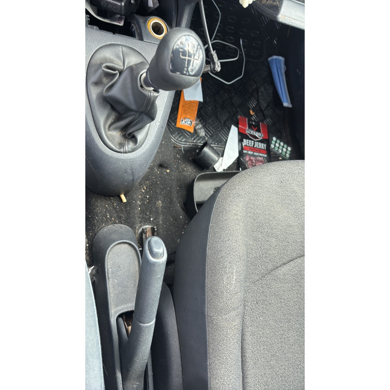 Vitre avant droit RENAULT CLIO 2 Photo n°20