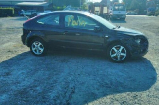 Calculateur moteur FORD FOCUS 2