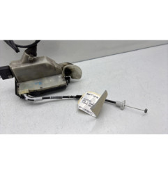 Serrure avant gauche PEUGEOT 208 1