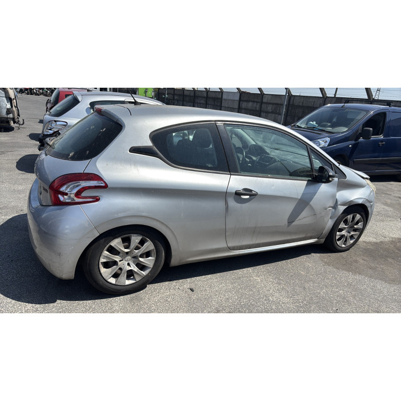 Boitier BSI PEUGEOT 208 1 Photo n°10