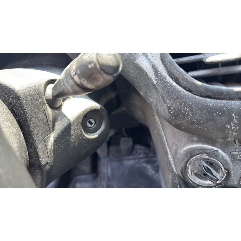 Boitier BSI PEUGEOT 208 1 Photo n°18