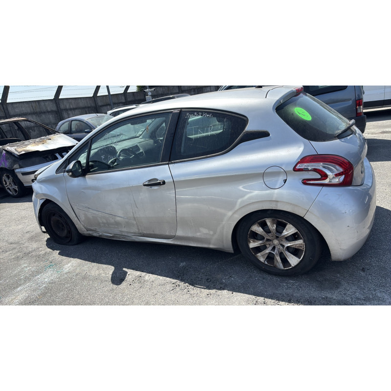 Cremaillere assistee PEUGEOT 208 1 Photo n°9