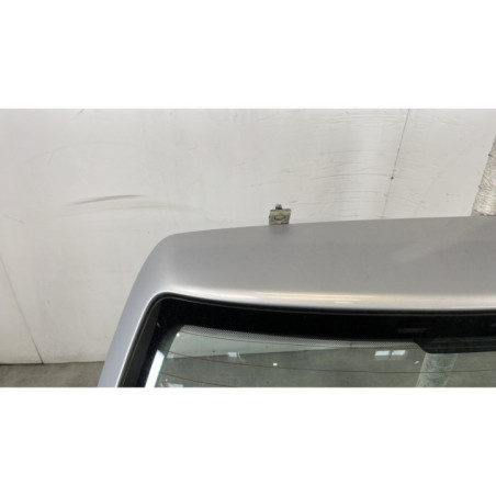 Malle/Hayon arriere VOLKSWAGEN GOLF 4