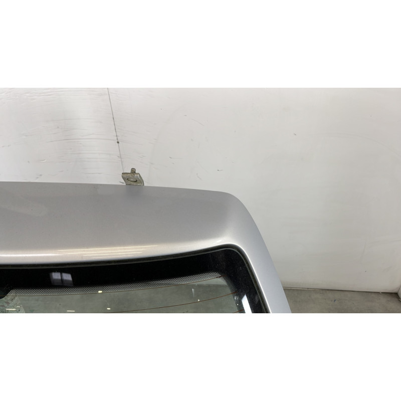 Malle/Hayon arriere VOLKSWAGEN GOLF 4 Photo n°3