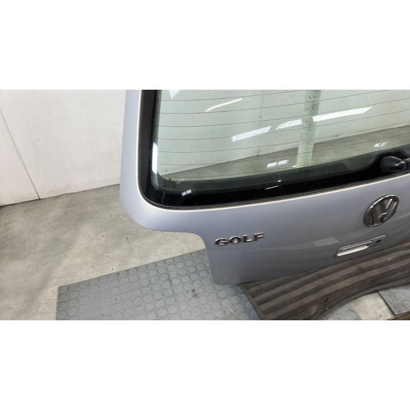 Malle/Hayon arriere VOLKSWAGEN GOLF 4 Photo n°5
