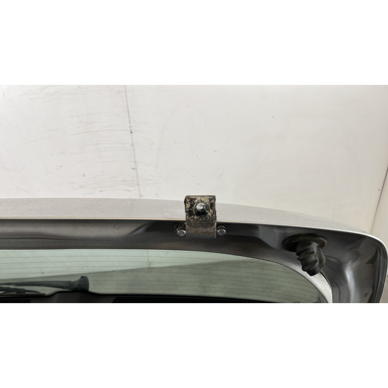 Malle/Hayon arriere VOLKSWAGEN GOLF 4 Photo n°7