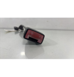 Attache ceinture avant gauche VOLKSWAGEN GOLF 4