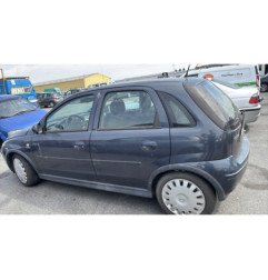 Vitre avant droit OPEL CORSA C