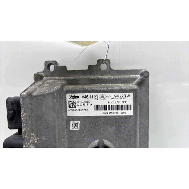 Calculateur moteur PEUGEOT 208 1 Photo n°3