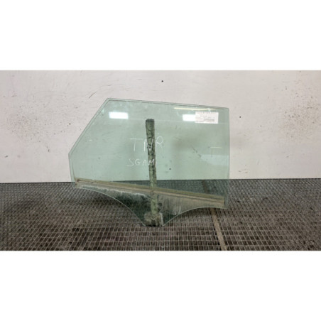 Vitre arriere droit FORD MONDEO 3 Photo n°1