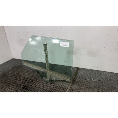 Vitre arriere droit FORD MONDEO 3