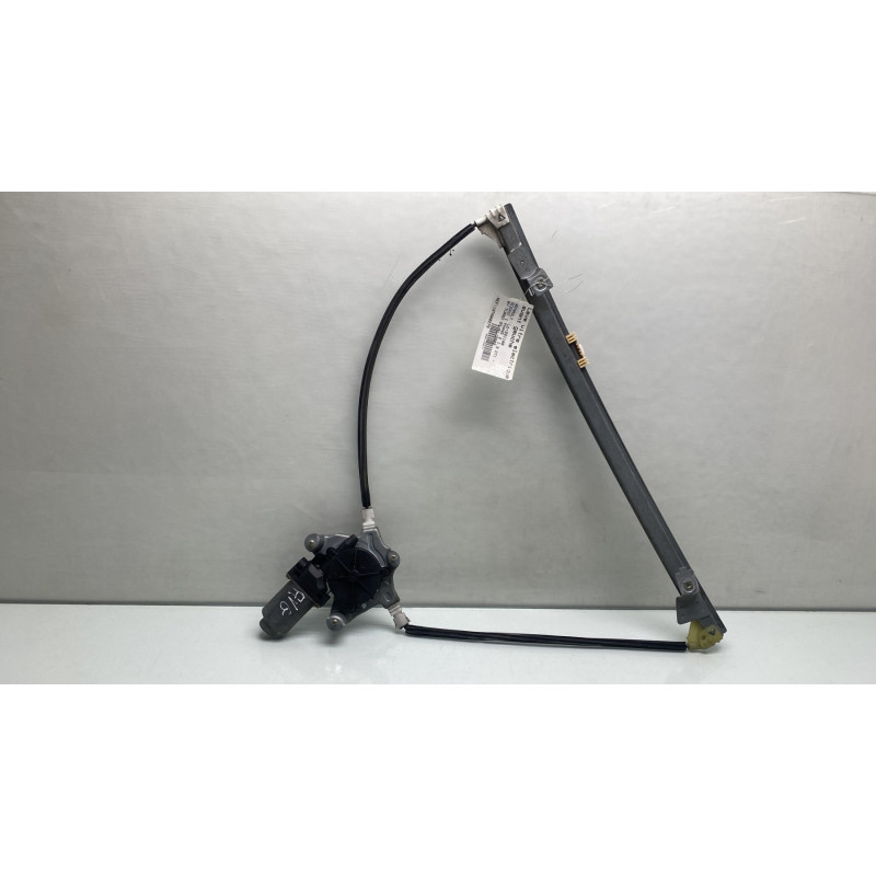 Leve vitre electrique avant gauche RENAULT SCENIC 1 Photo n°6
