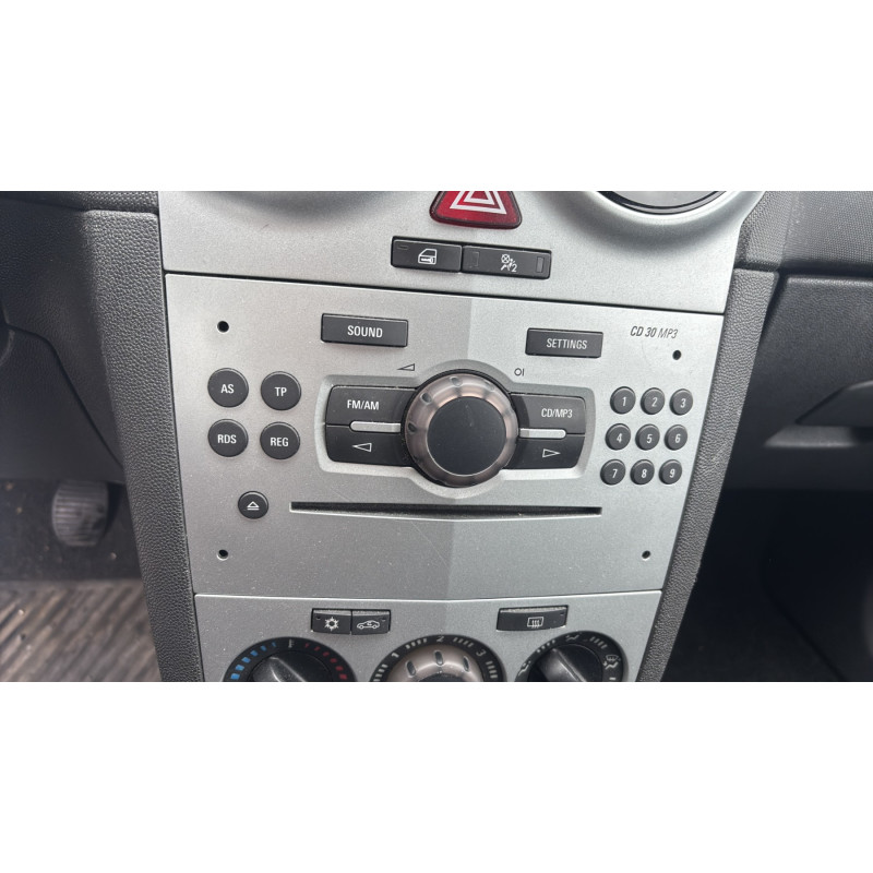 Custode avant droit OPEL CORSA D Photo n°19