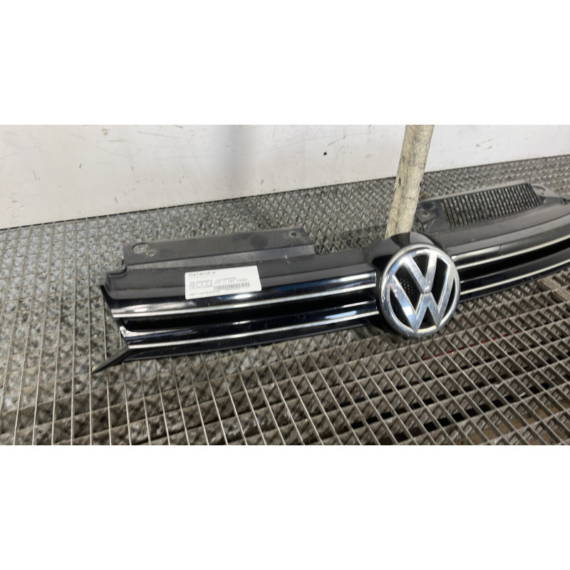 Calandre VOLKSWAGEN GOLF 6 Photo n°2