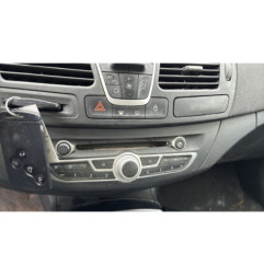 Boitier UCH RENAULT LAGUNA 3