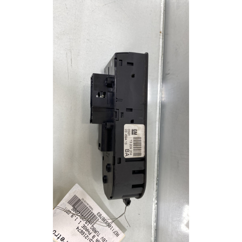 Commande retroviseurs OPEL ZAFIRA B Photo n°4